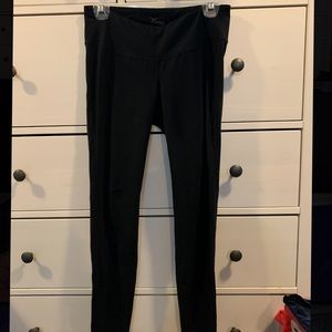 Black workout leggings